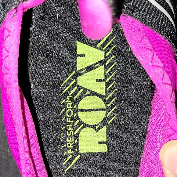 New Balance Sneakers - Picture 6 of 8